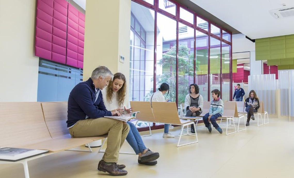pacientes en la sala de espera